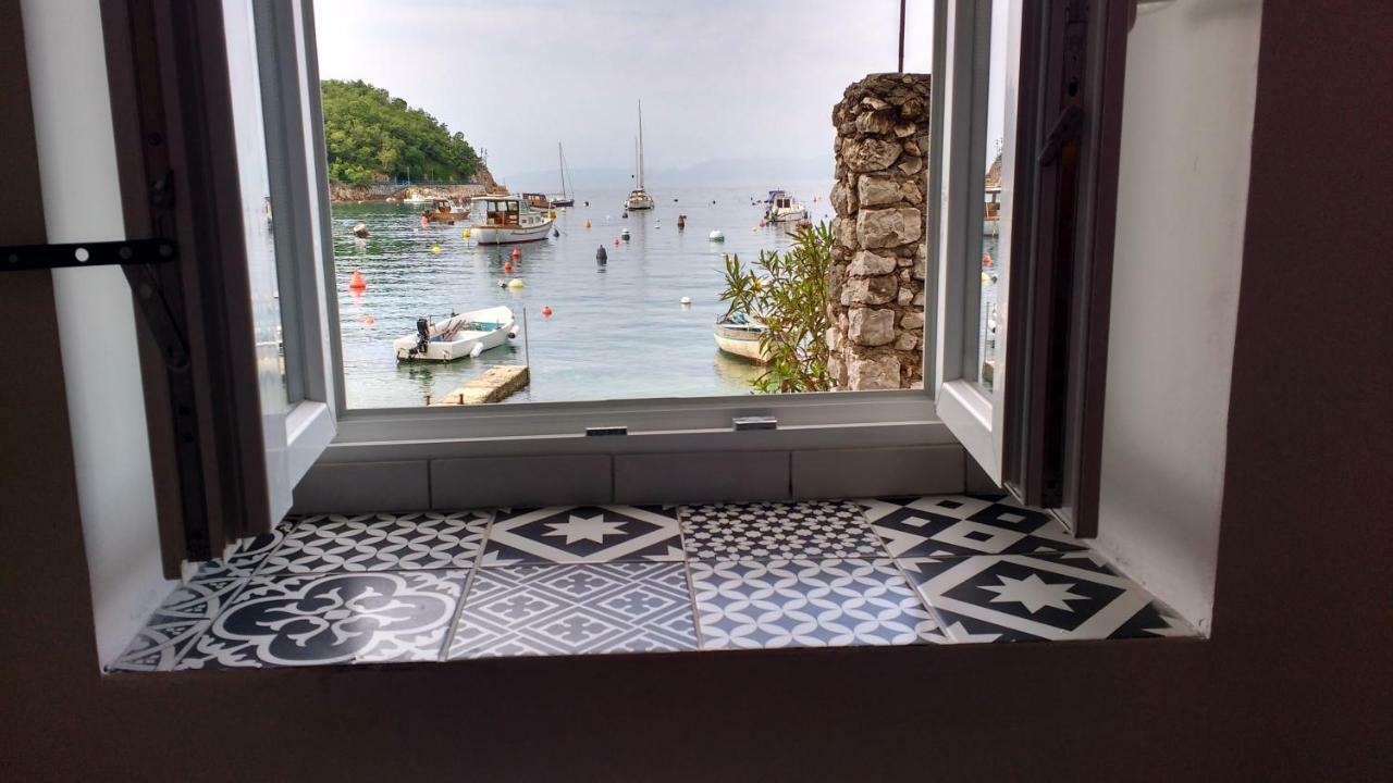 Beach House Bassi Rijeka Exterior photo